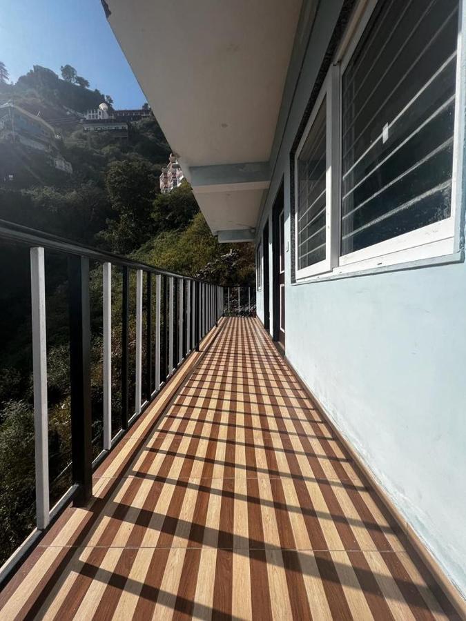 100 Stairs
