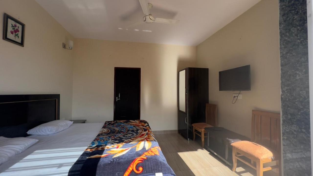 100 Stairs Homestay