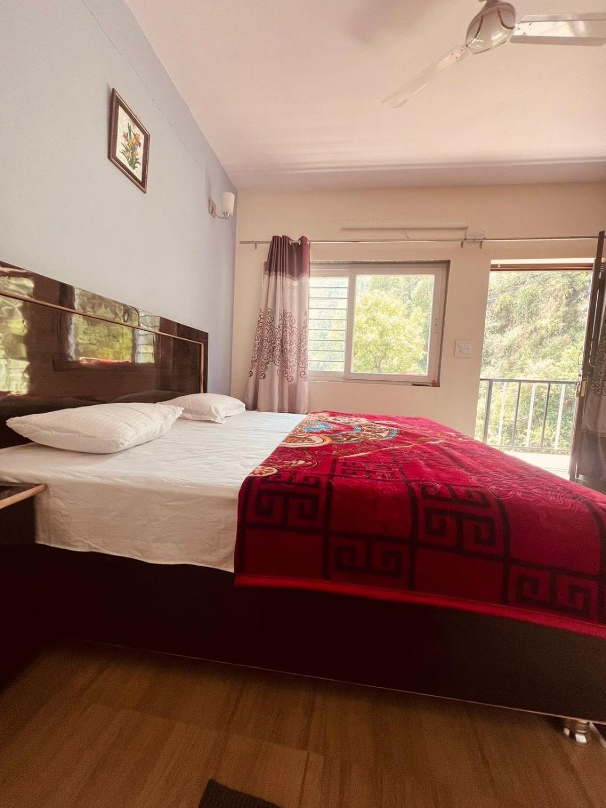 100 Stairs Homestay