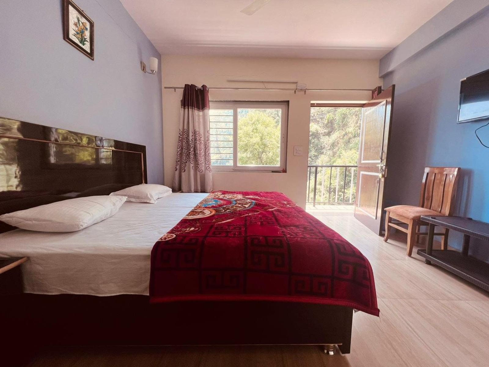 100 Stairs Homestay Mussoorie