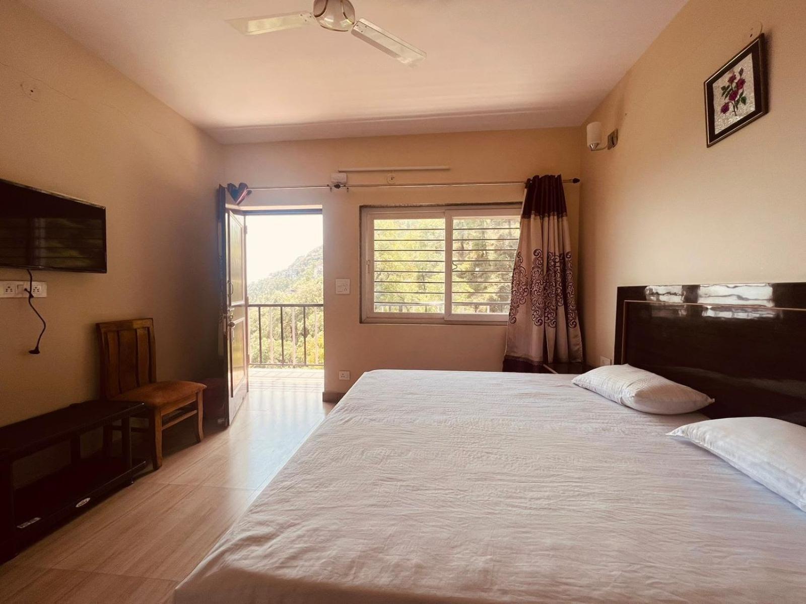 100 Stairs Homestay